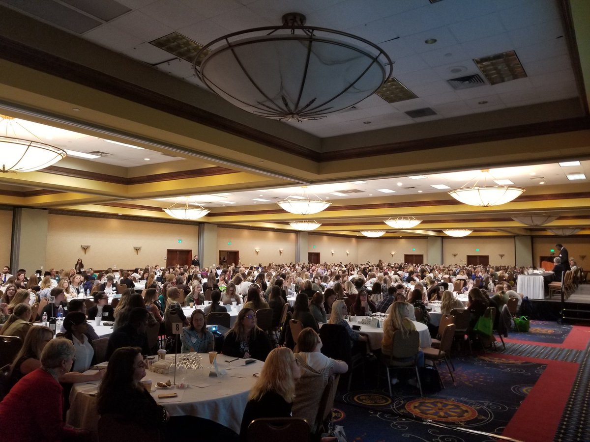 Terry_fnp's tweet photo. Dr. Earnest Grant, President of the American Nurses Association speaking on Advocacy and Activism to over 700 Nurses and Nursing students during Missouri Nurse Advocacy Day 2020. @RNAction @MONurses #nad2020 #NursesVote https://t.co/VwlXpyLtyi