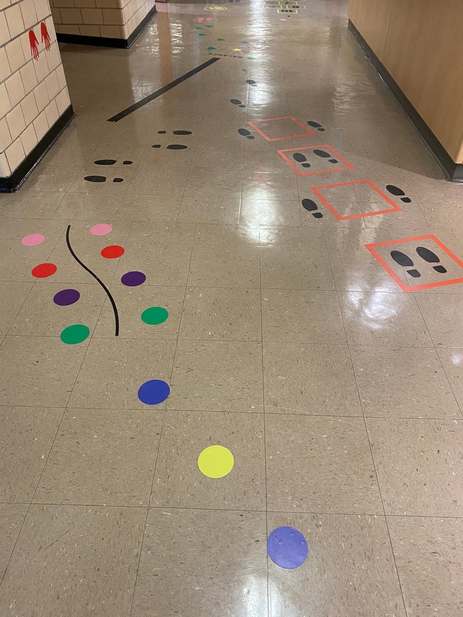 HuskiesMann's tweet image. @MelrosePS Check out our new Sensory Sidewalk/Sensory Path!  Many thanks to Liz Collier, HM 5th Grade teacher, for the idea and thanks to the HM PTO for funding this through the HM PTO mini-grant process.  Students are loving it!!