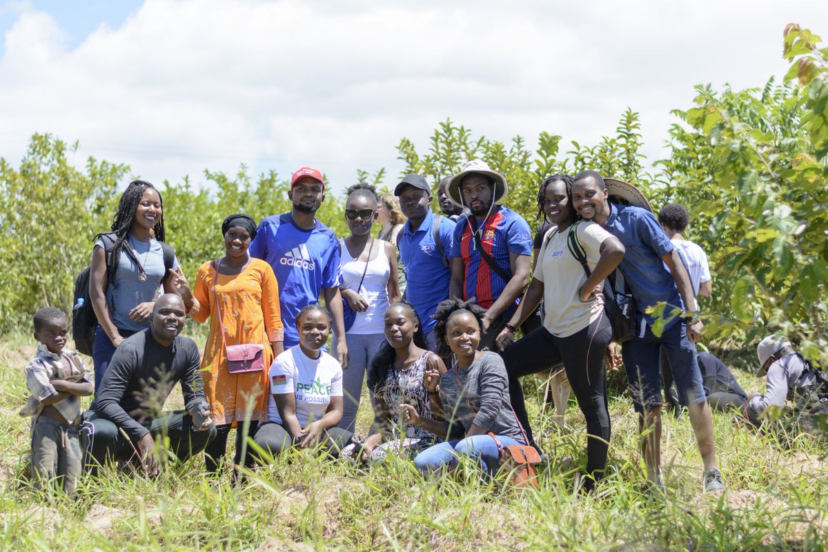 HwHMalawi's tweet photo. Hike with Heart would like to thank all individuals that came to the tree planting exercise at Makheta-Mudi of which we partnered with JCI Malawi Blantyre Chapter on Martyrs day-3rd March 2020. The event was successful and we planted trees over 700.
#hikewithheart #jcimalawi https://t.co/HQPZx8GzAD