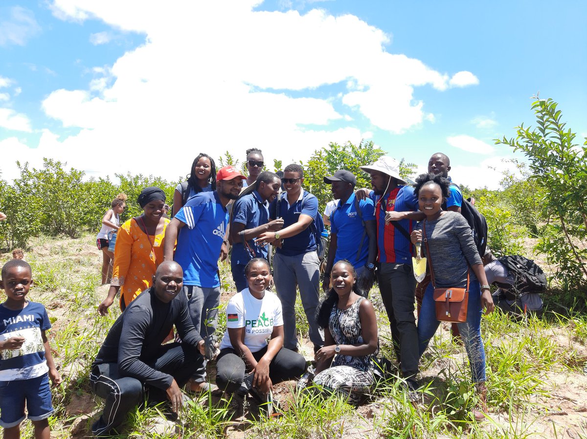 HwHMalawi's tweet photo. Hike with Heart would like to thank all individuals that came to the tree planting exercise at Makheta-Mudi of which we partnered with JCI Malawi Blantyre Chapter on Martyrs day-3rd March 2020. The event was successful and we planted trees over 700.
#hikewithheart #jcimalawi https://t.co/HQPZx8GzAD