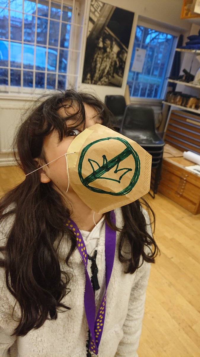 På skoj och alvar. Andningsmask av kaffefilter. Experimentverkstad #Skarpnäckskulturhus