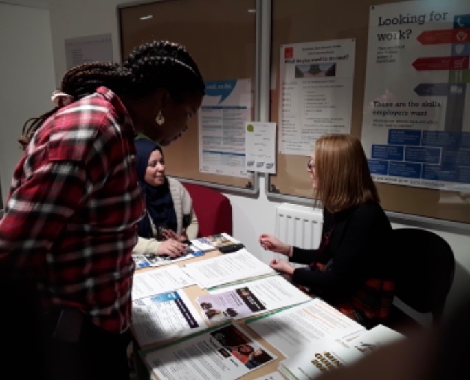 MAESWorkReady's tweet photo. Talks today on #selfemployment and more #careerconversations #careerclarity #careerchange #Careers #Entrepreneur @ManAdultEd #CEIAG #MakeItHappenMAES https://t.co/fQeHWzrUvP