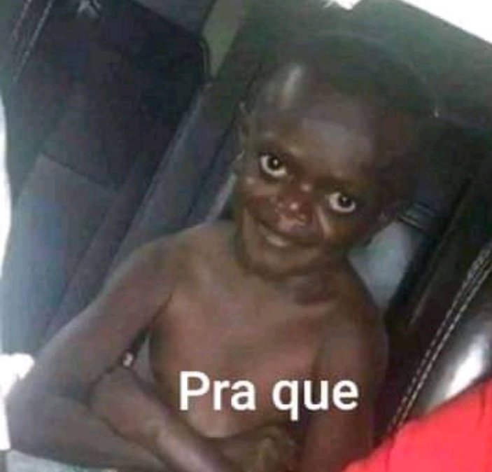 PraQuePraque's tweet image. Eu: Mãe me dá 5 reais ai?

Minha mãe: