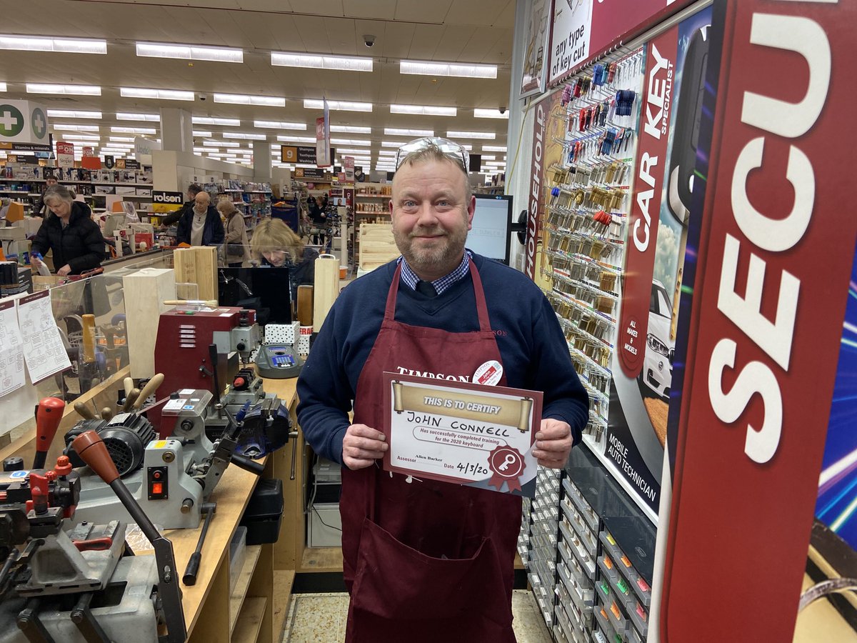 John in 1017 on completing the new keyboard training ⁦<a href="/darrenbrowna6/">darren brown</a>⁩ ⁦<a href="/Johnbhoy1017/">john  </a>⁩ ⁦@staceshallcross⁩ ⁦<a href="/iancaton/">iancaton</a>⁩ ⁦<a href="/andiwhitworth1/">Andi Whitworth</a>⁩