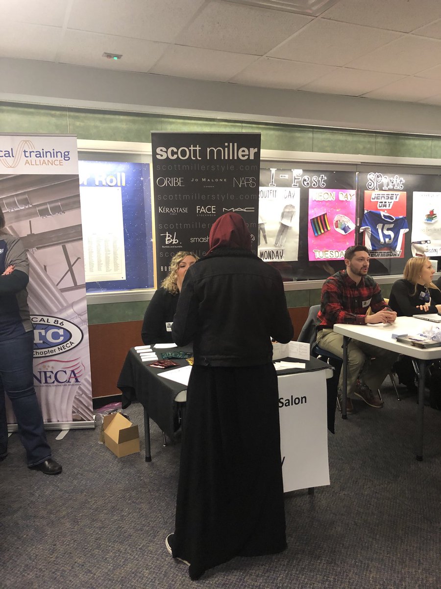 ihscareercenter's tweet image. So many choices #multiplepathways  ⁦@WestIrondequoit⁩ ⁦⁦@WIEagles⁩