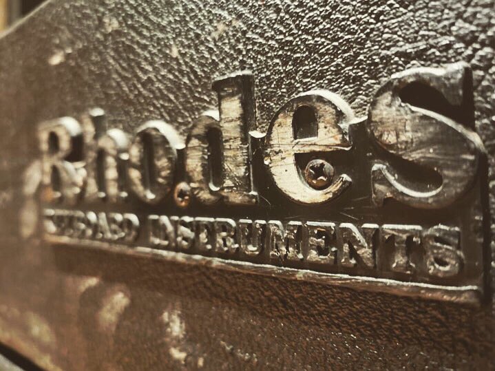 Day two in the studio! 😎🐔🐓🎸🎹

The beginning of 2020 was absolutely stuffed with shows just to make all this possible! We are blessed to have been able to use to brilliant genuine gear from ages past to form this epic track. 

#fender #rhodes #music #rock #art #guitar #drums