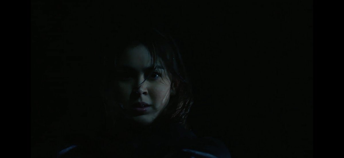 VanWolves's tweet image. Nabuhay ba si Elise? But kudos @barrettojulia you're a great actress. #IamU