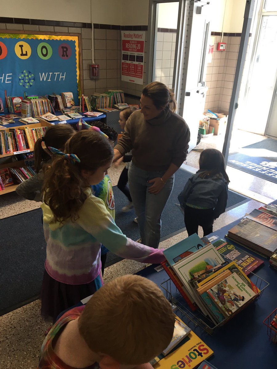 CWCJefferson's tweet image. Jefferson 1st Annual Book Swap is in full swing!   Huge thank you to Ms. Hunkele and Ms. Berkman for making this happen!