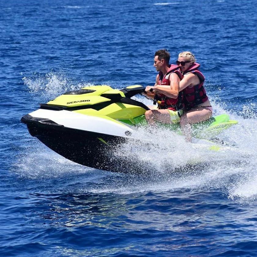 canaryws's tweet photo. Do you already know our Multi-activity OFFERS?

👇 OFFERS 👇

Jet Ski circuit + Parascending = 55€ / pers.
#JetSki circuit + #Parascending + Jet Boat = 85€ / pers.

#CanaryWaterSports
https://t.co/VzJcAY2v9D

#seadoo #PuertoRicoGranCanaria #mogan #grancanaria #canaryislands https://t.co/KF7o8KbiYK