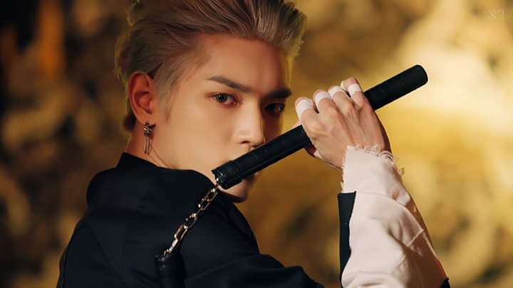 OpparRion's tweet photo. Que guapo se ve el novio de Baekhyun ❤️

#KickItWithNCT127 #KickItMV @NCTsmtown_127 @B_hundred_Hyun https://t.co/wGYVbLrMnv