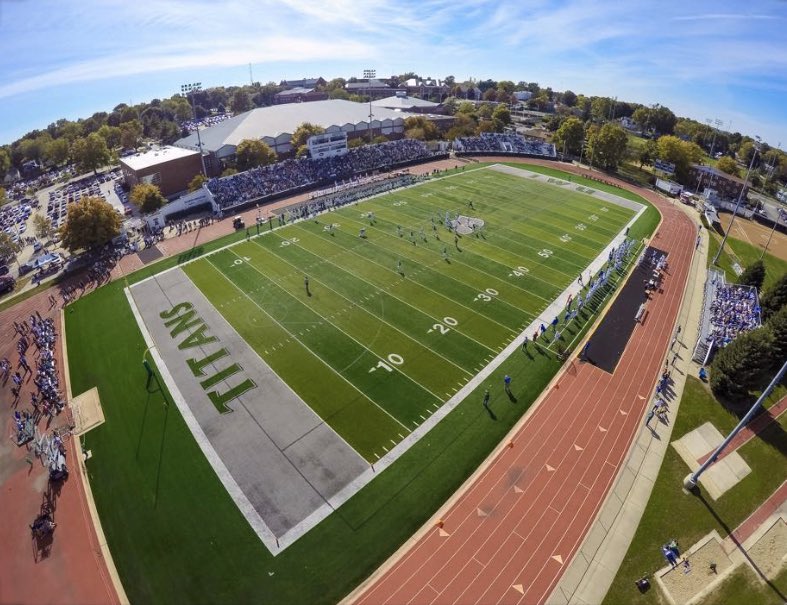 Matthew25542181's tweet photo. I would like to take the time to announce that I will be continuing my academic and athletic career at Illinois Wesleyan University! I would like to thank my family, teammates and coaches for helping me through this process. @MGballcoach #GoTitans @IWUTitanFball https://t.co/h01Q8OV4mY