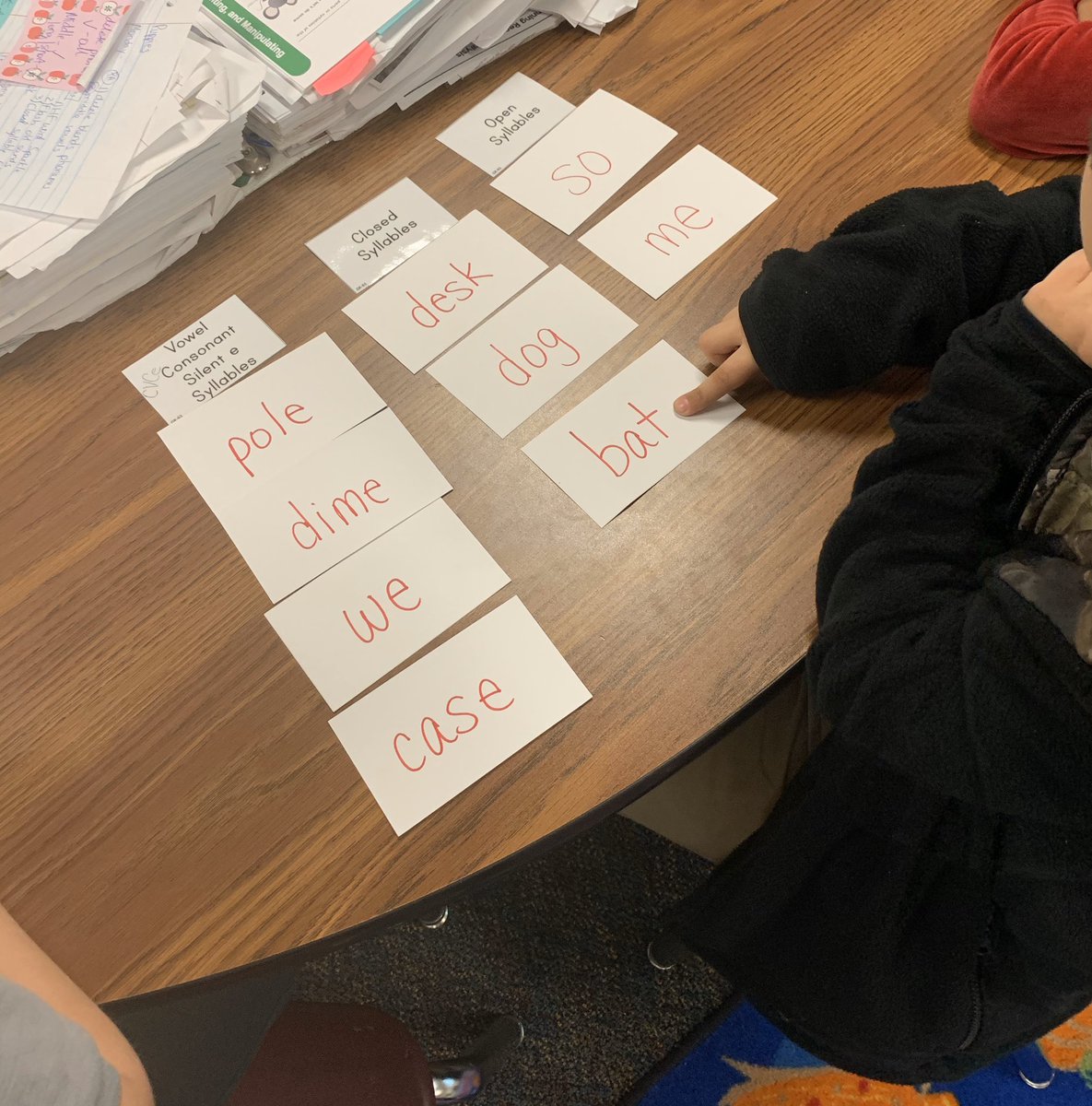 SydneyLugo77's tweet photo. “I think the word we goes under Open syllable because the vowel is long.”- said my SMART student today. Slammin Syllable work today! https://t.co/fSGOVWkam2