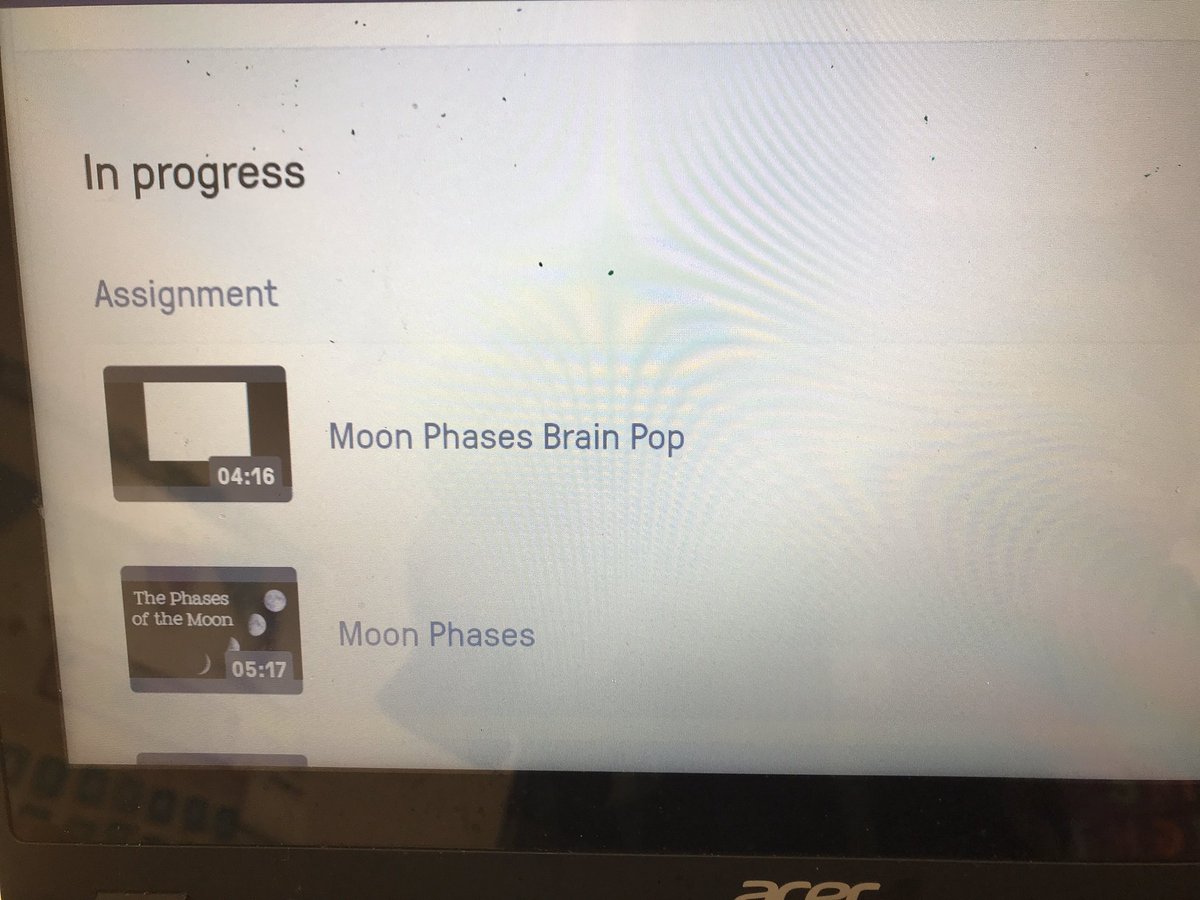 Giving students a choice during Science stations! They can choose which Moon Phases Ed Puzzle video they would like to complete! #risdmvps #RobinsonISD <a href="/RISgreatness/">RISD Intermediate</a>