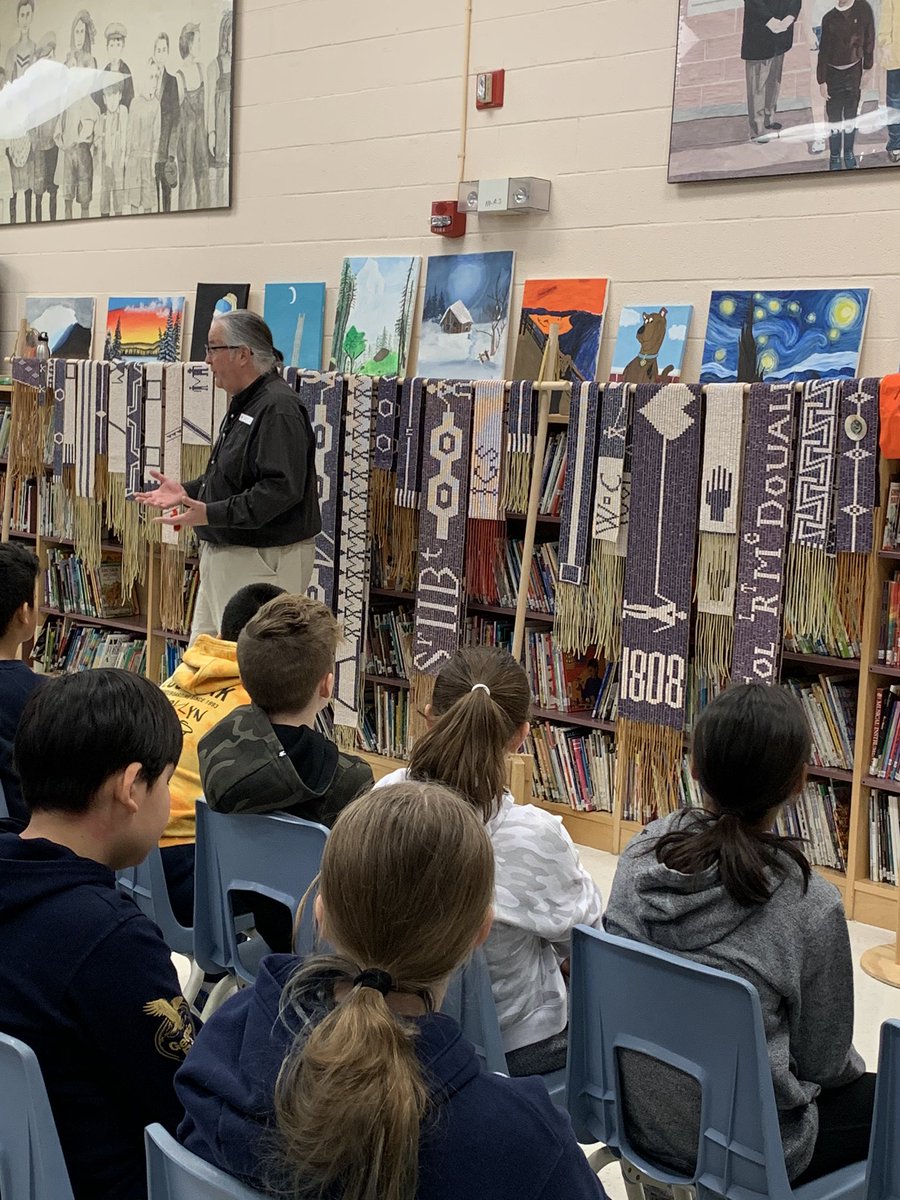 oakridgesps's tweet photo. Chi miigwech to knowledge keeper Brian Charles for visiting us at Oak Ridges to help us in our learning journey of Indigenous ways of knowing. @YRDSB https://t.co/T3hl56BaR6