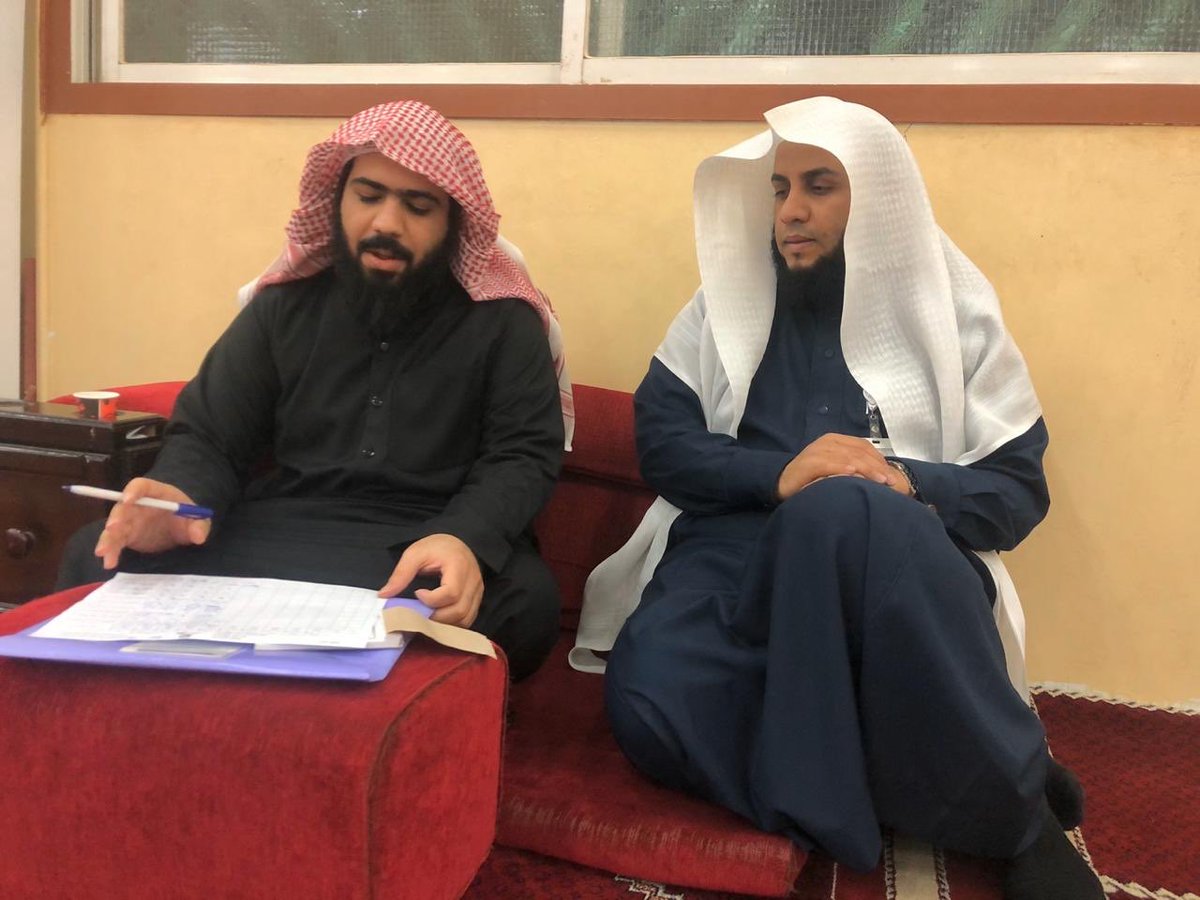 qknorth's tweet photo. زيارة رئيس قسم الإشراف بـ #جمعية_مثاني
الشيخ / فهاد بن مجول العنزي
لمجمع الخليوي بح�� الفيصلية؛ لمتابعة سير الحلقات في المجمع. https://t.co/MrMK7eIXfF
