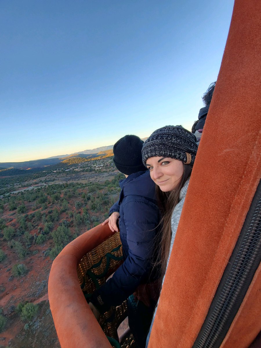 Kayla Luna 🌛 tweet media