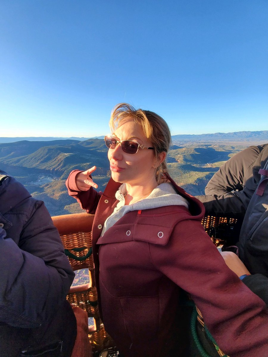 Kayla Luna 🌛 tweet media