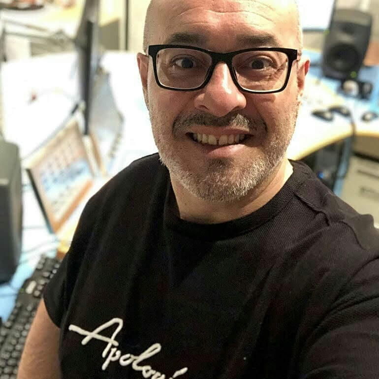 patri_arasitaBA's tweet photo. #BuenasNoches @ertrivi69 #RockSur @canalfiesta 😘😘💓 Aquí sigo adolorida pero medicada https://t.co/yz8kZY8Li4