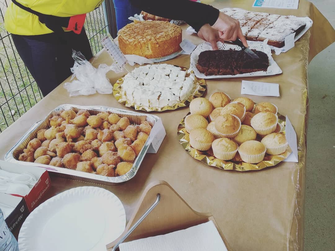 AFAmedi's tweet photo. Avui les famílies estem més orgulloses que mai de ser qui som. Gràcies a les + de 100 persones que ens han visitat. Us esperem al setembre 😉.  I moltes gràcies a les famílies del cole que han fet possible aquesta jornada.
 A totes elles: GRACIES!! SOU MOLT GRANS! ♥️ https://t.co/fs12DhzLUj
