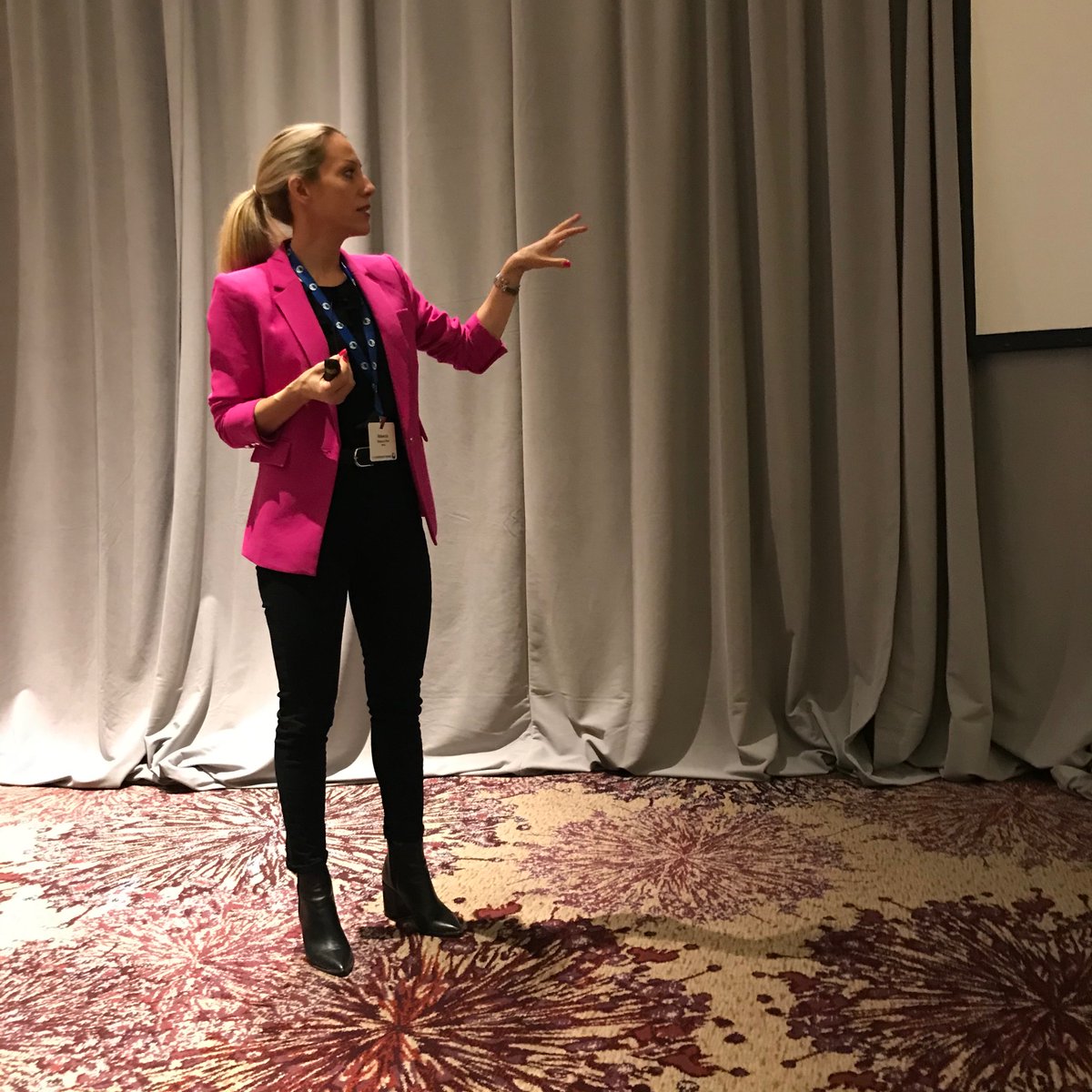 MariaFafard's tweet photo. Fantastic content, energy and passion, @becks_port! I love how values-driven your culture is. Values instead of rules, what can be better 😊? #tcbExecCoaching
@Conferenceboard https://t.co/IU28geGZM4