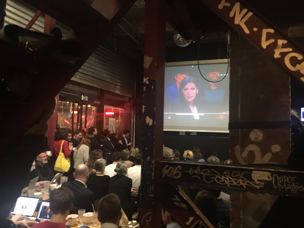 mahorchiche's tweet photo. Face aux enjeux de sécurité du quotidien le développement de la videoprotection et de la Police municipale sont des mesures attendues par les parisiens @Anne_Hidalgo @FrancoisDagnaud #LaGrandeConfrontationParis #ParisEnCommun #SupportParty #Paris https://t.co/PYZaHEKJ0L