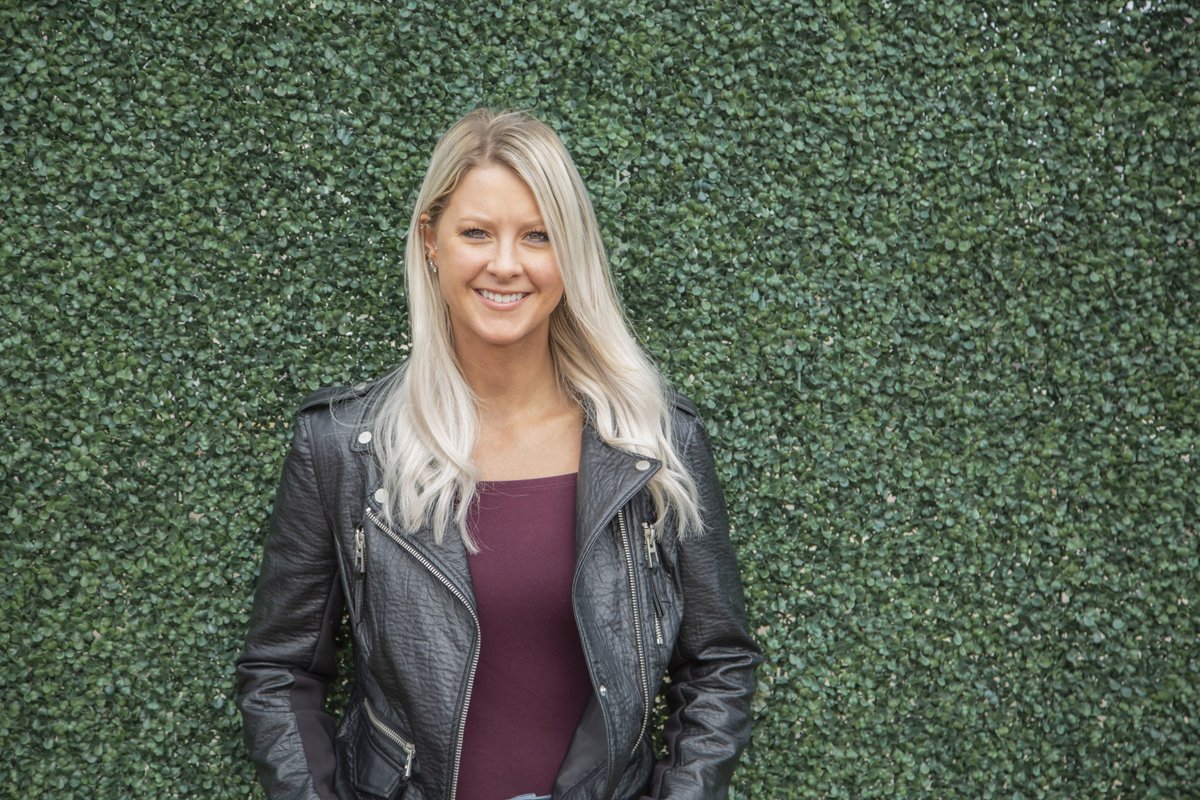 🎉 Exciting Announcement! 🎉  Ortanic has a brand new website! Head over to ortanic.com to see our new look, and while you're at it, book yourself a custom airbrush tan! 💁‍♀️