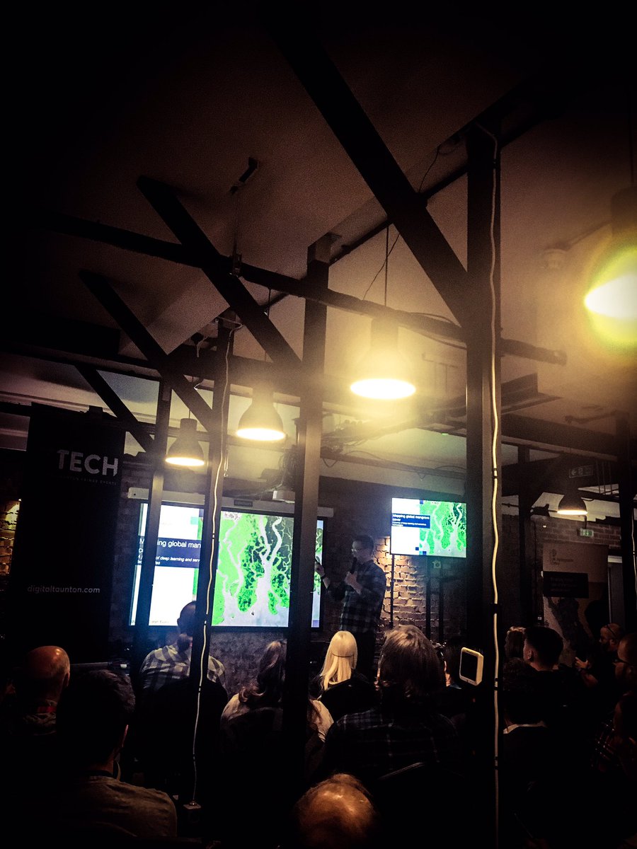 datalass1's tweet photo. Coding and testing co-evolution with @JonJagger and the awesome global mangrove mapping with remote sensing, data science and data engineering @UKHO @Ciaran_Evans Now lighting talks β‘οΈ#geekout #dtTech #DigitalTaunton ππ±ππ€ https://t.co/QO2tg7Ci44