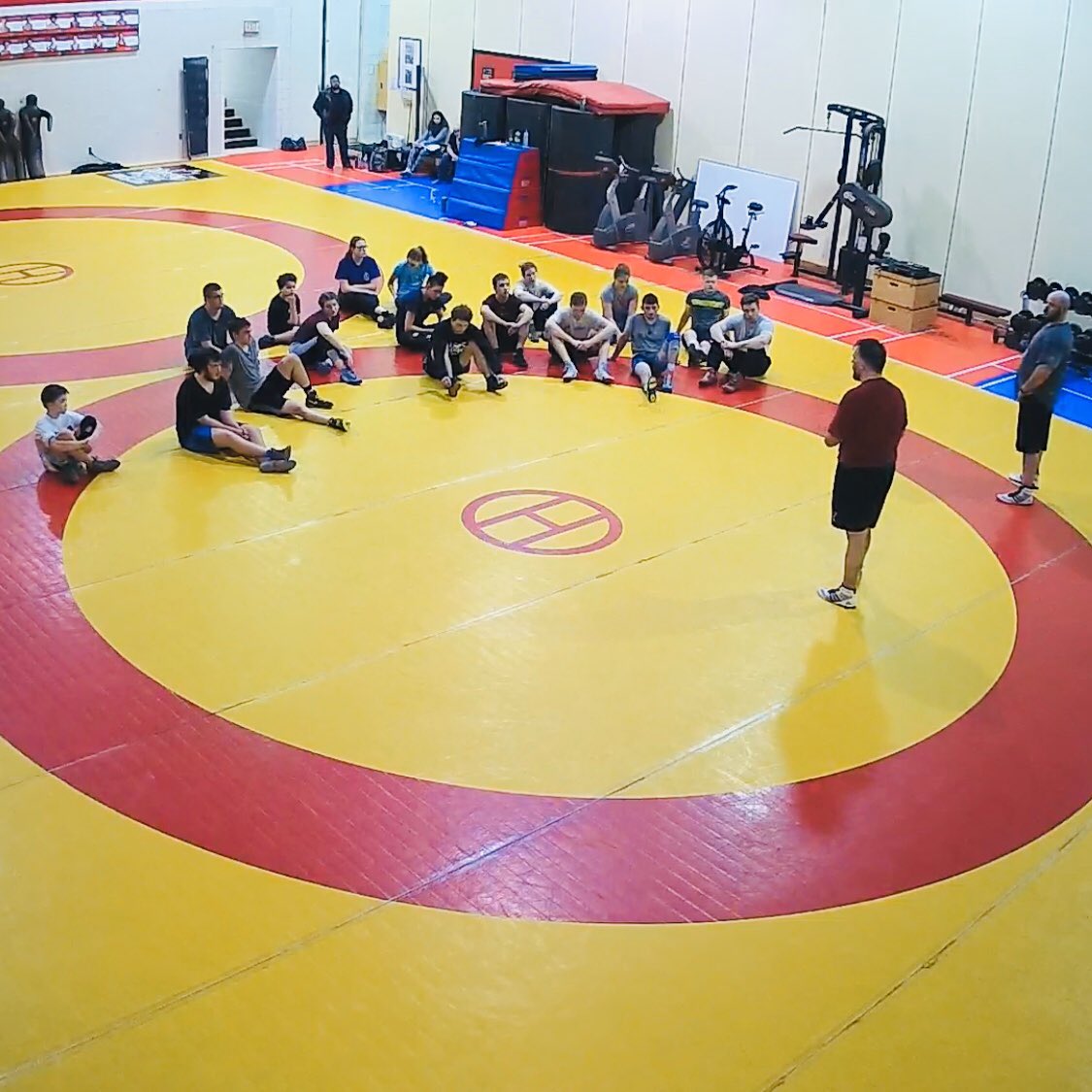 UNBWrestling's tweet photo. 🔴⚫️WRESTLING WITH THE REDS🔴⚫️
Thanks to all the high school wrestlers who spent the last two days wrestling with the Reds. It was great having more young talent in the room from across NB! 🍁
#REDSWRESTLE #WRESTLEWITHTHEREDS https://t.co/2mK842eovn
