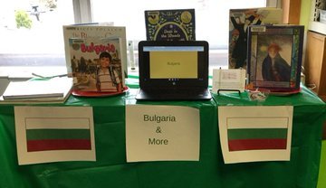 LynnCote17's tweet photo. For Read Across America we had a book tasting. Books about Guatemala, South Korea, Brazil, Nepal, Bulgaria, Honduras and more. Students also made pellet drums from South Korea, Worry Dolls from Guatemala, Martenitsa bracelets from Bulgaria and much more #wheelockians, #medfieldps https://t.co/zQwC5PIEO7
