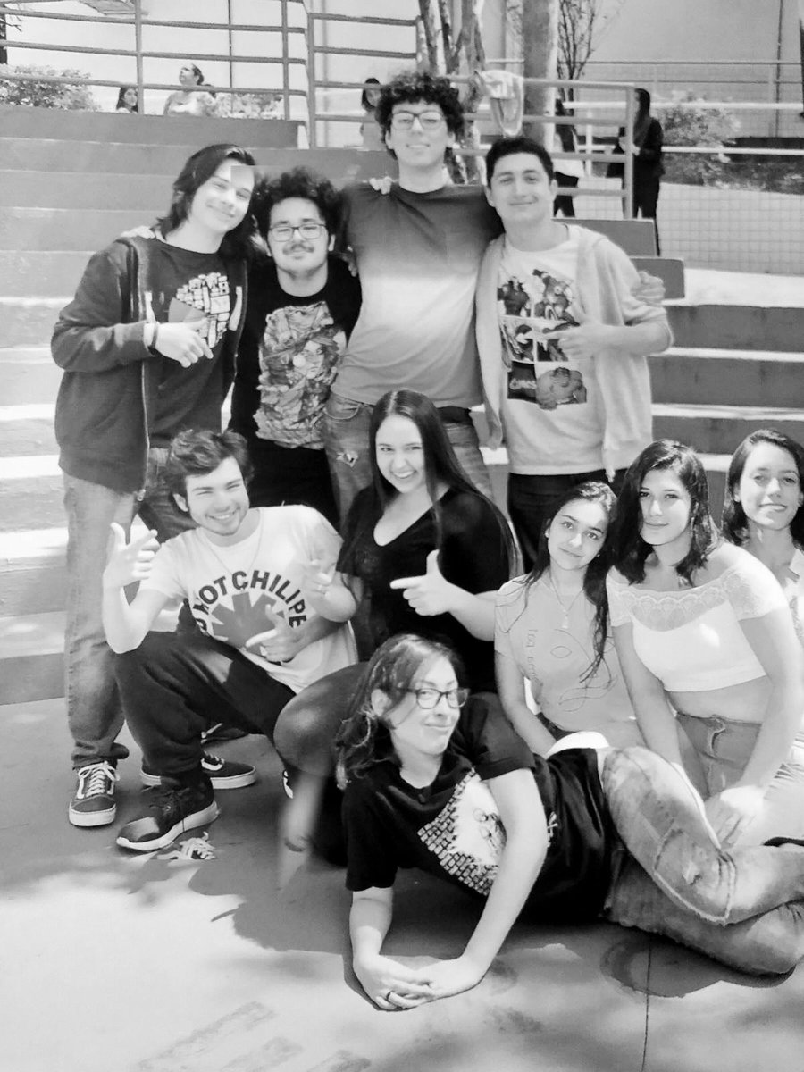 gabrielhyp_'s tweet photo. ai que saudades dos melhores amigos do mundo... #squad4ever
π₯΄π₯Ί @francarvalho59 @laurcrespo @guilerdones @xuxuliis @Milaelca https://t.co/bYXS2vemKx