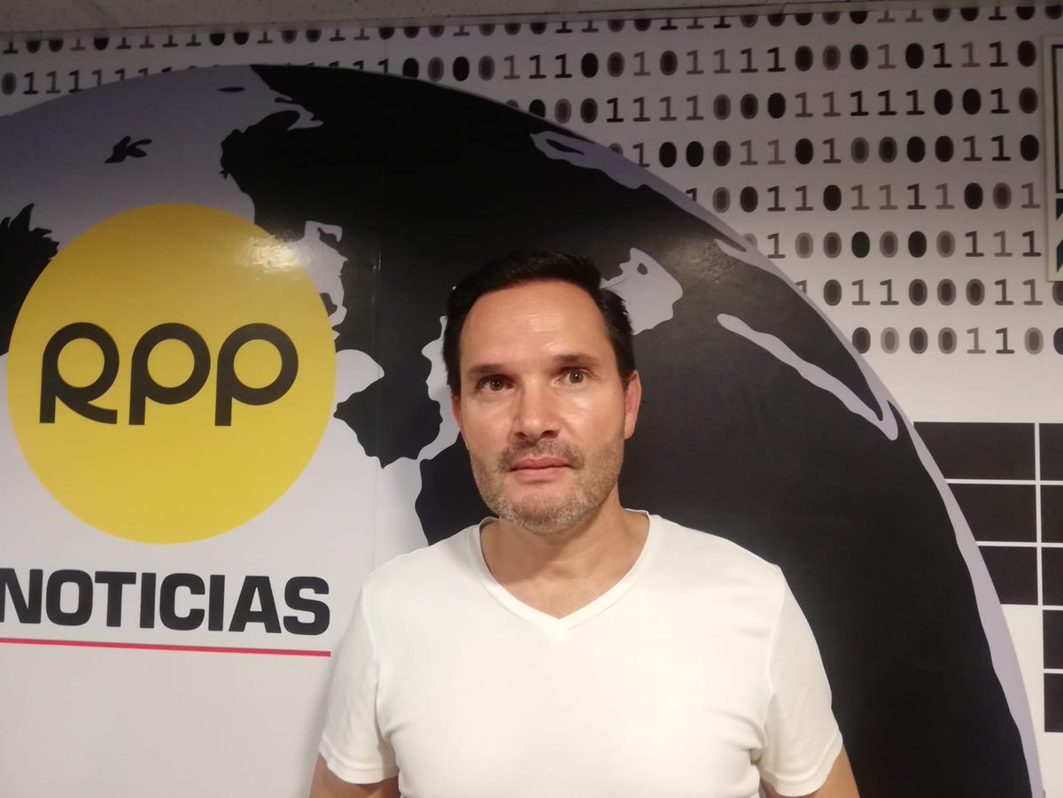 FutComoCancha's tweet photo. #LaCopaxRPP | @ClubALoficial enfrenta mañana a @Nacional por @Libertadores
Nos visita Víctor Hugo Marulanda, director deportivo de @ClubALoficial
📲 #RPPplayer https://t.co/Qlm8W3brc7
📻 @RPPNoticias 89.7 FM y 730 AM https://t.co/Y3a1MVtn6k