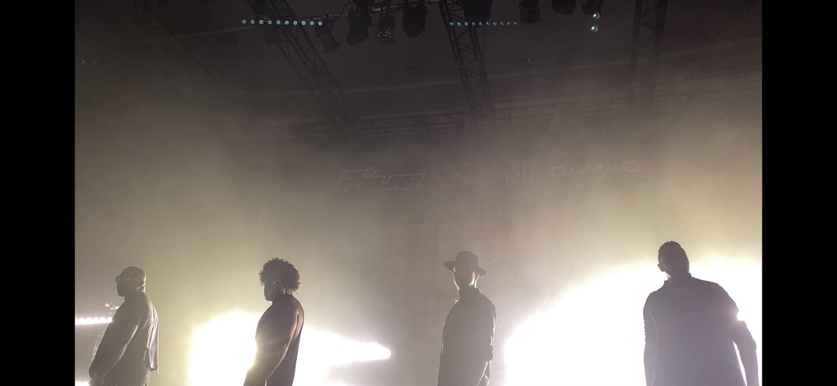 robwinterton's tweet photo. @OfficialDamage https://t.co/4dN9mVPVwB