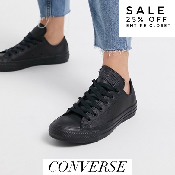 homadestudio's tweet photo. So good I had to share! Check out all the items I'm loving on @Poshmarkapp from @ThePeoplesBout1 #poshmark #fashion #style #shopmycloset #sophie17 #converse #twisted: https://t.co/guyzJXiMqv https://t.co/x0rtZp6aZN
