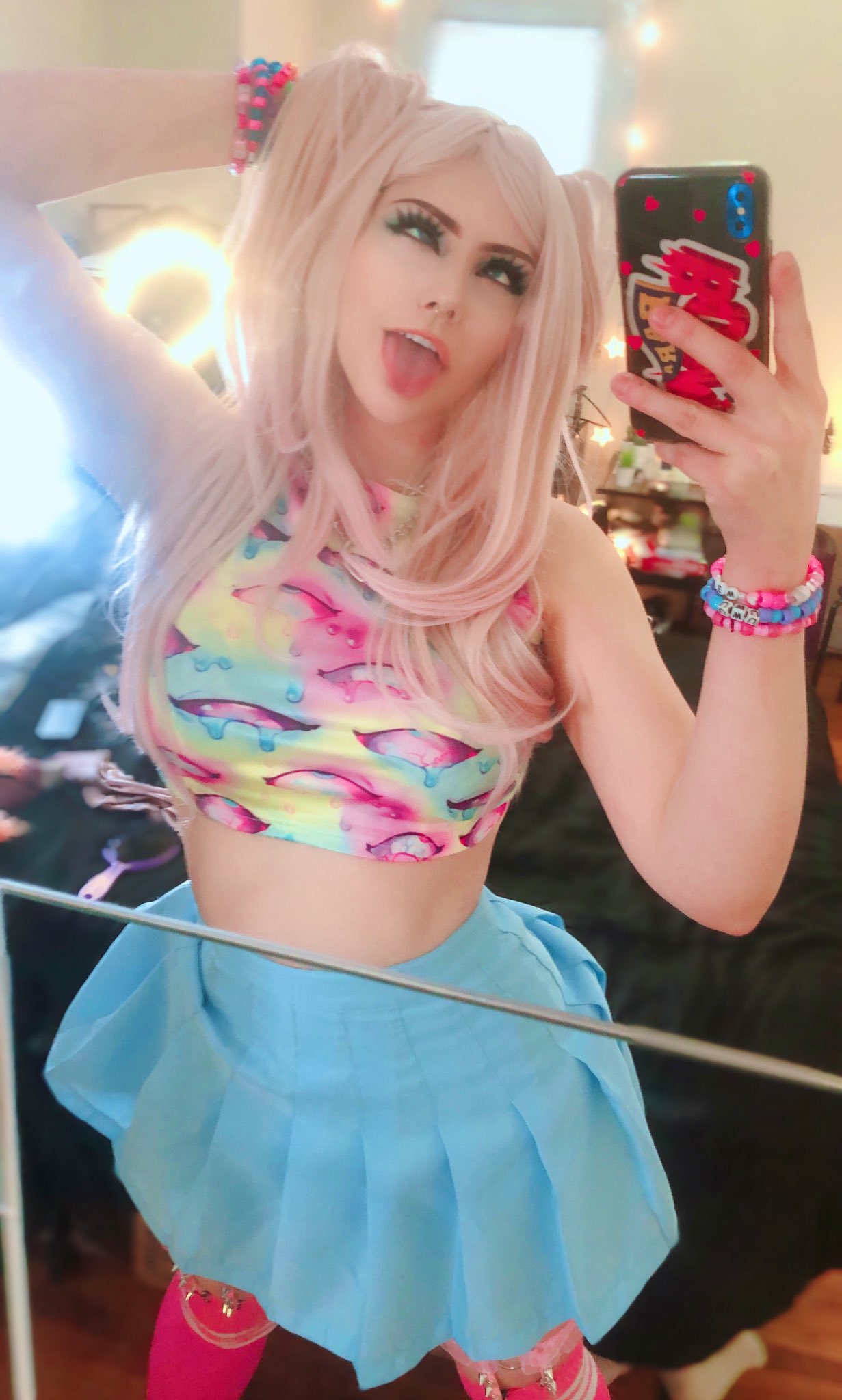 Paige Macky 💕 on Twitter: "I forget I took these, but I hecking love this look! 💖💦🌸