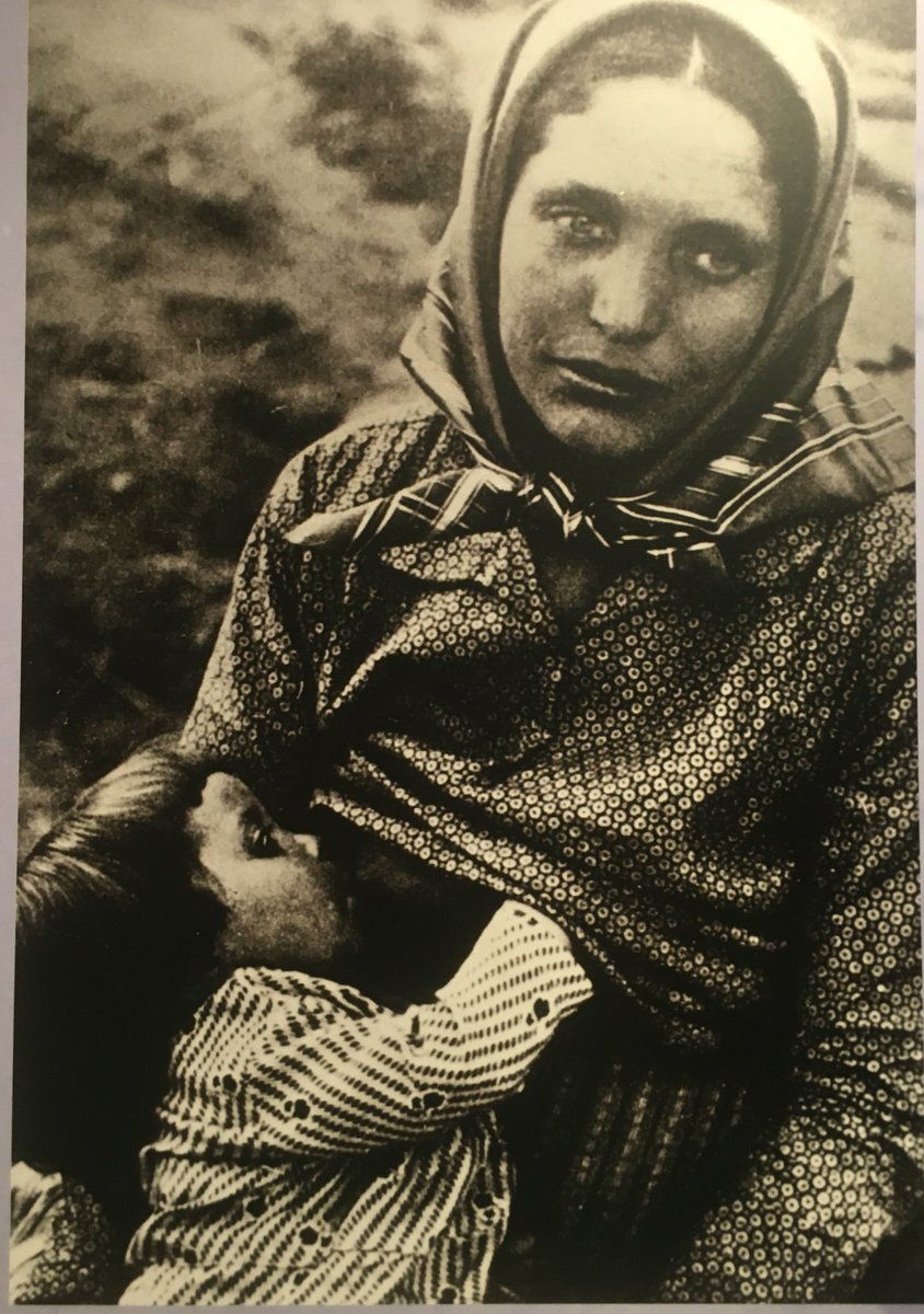 PatriciaRadua's tweet photo. Interesante exposición y recorrido por la Historia de “Las sufragistas”, del Instituto de la Mujer. 
Gracias a las mujeres valientes que lucharon antes que nosotras y en condiciones muy difíciles para conquistar sus derechos y consolidar los nuestros.
#8M2020 
#SemanadelaMujer https://t.co/MMwLpntwai