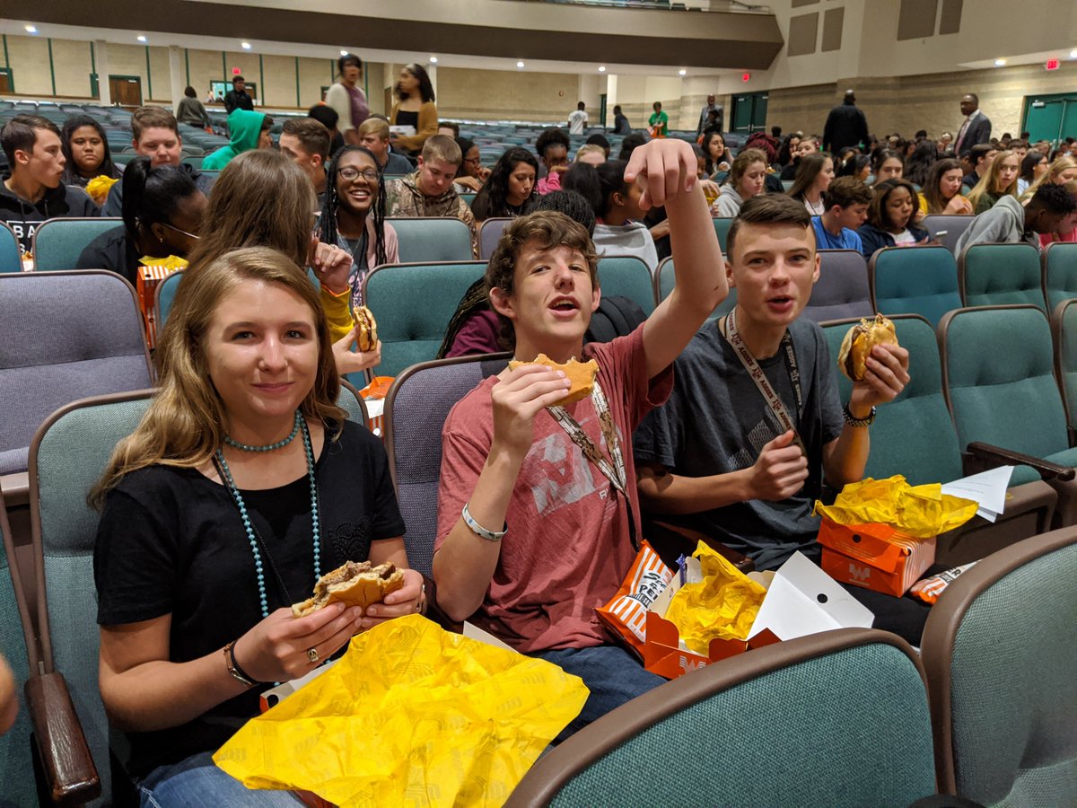 BrenhamISD's tweet photo. Our 3rd annual #CubTalks Emerging Leaders Symposium filled up the hearts & minds of our @brenhamjhs and @BrenhamHS students. Thank you @Whataburger for filling up their stomachs! It's a great day to be a Whata-Cub!
#IChooseBrenham #GreatThingsBrenham #Whataburger #OrangePride https://t.co/V9ODBE0jwL