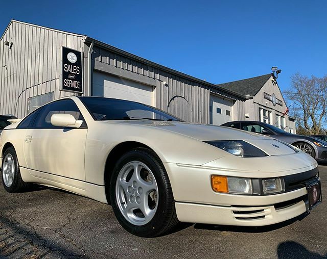 CovMotorcar's tweet photo. It’s a little offbrand from we usually but check out this 1994 Nissan 300ZX with all keys, books, original window sticker and only 83,000 miles!  Keep an eye out for the full listing tomorrow :-) #coventrymotorcar #cmc #nissan #300 #300zx #manual #twintutbo #turbo https://t.co/4XKPLF0uD8