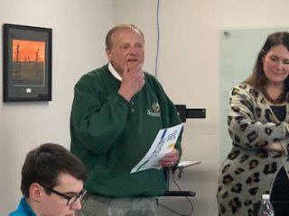 GrandForksCity's tweet photo. Mayor Brown visited with the GF Youth Commissioners about a Commission Legacy Project that he would like them to embrace.They plan on surveying their peers &amp; and will share that data at the next meeting. Commissioners represent from each area middle &amp; high school.#WeAreYes #GFYC https://t.co/DMl5zgMBIy