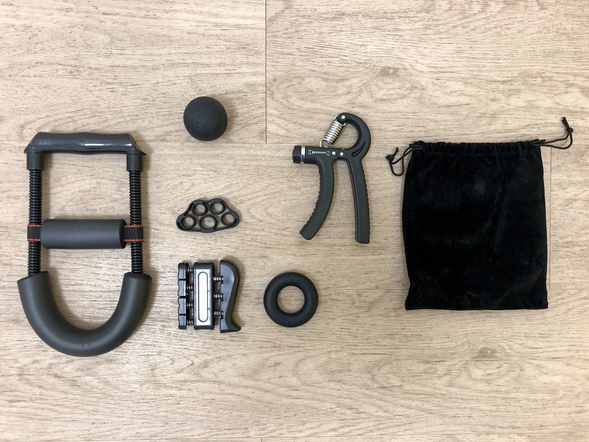 physioshield's tweet photo. Un aperçu de matériel pour renforcer mains et poignets ! Afin de préparer une game ou un tournoi !

N’hésitez pas à nous mettre vos questions en commentaires, nous y répondrons dès que possible !    #esport #performance #santé #renfomusculaire #hand #wrist #rehab #injury #health https://t.co/lFq8Kg7xPc
