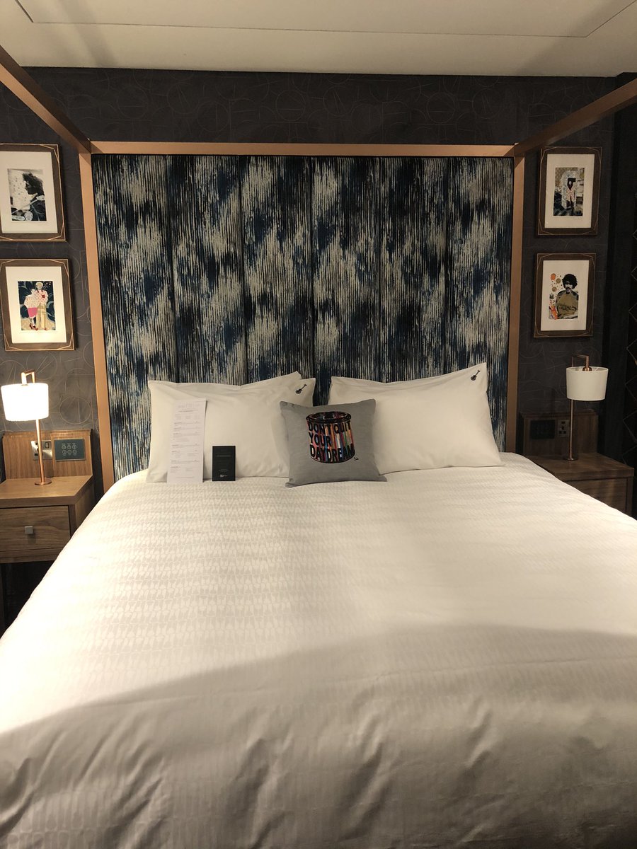 MariaTyn's tweet photo. View from the balcony of Rock Star Suite@HardRockHotels Dublin @tifcohotels @VisitDublin @kittyfromnycity Nite Nite..... https://t.co/Qn93ggAg5K