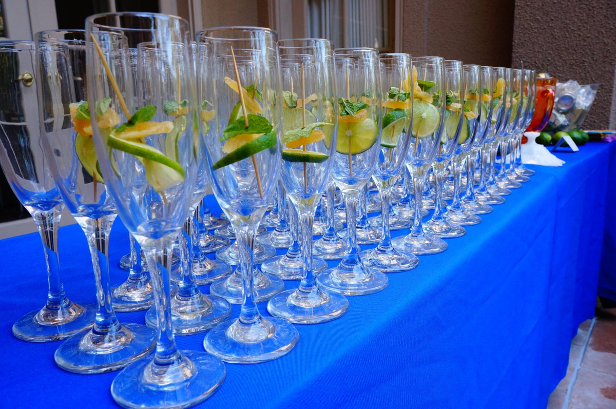 Signature pre-made #Cocktails and #Mocktails!
Deliver, Prep and Go Services available in the greater #Houston area.

eventmanagementhouston.net/recent-events/…
