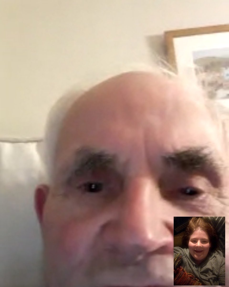 Spritzykoritsi's tweet photo. Day 64 of 2020. Highlight of my day ❤️ #parentvideocalling 😂 #strongbrows https://t.co/RYmTDLXvkS