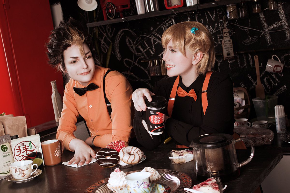 Koganoah's tweet photo. [ Haikyuu!! Coffeeshop!AU ]

Me as Nishinoya Yuu 
@Aronioro as Hitoka Yachi 💛

Ph @bertranblack ❤️

Help @Gintonyyan &amp; @sanya_crimson ✨

#Haikyuu #Haikyuucosplay #coffeeshopau #coffeeshop https://t.co/Y470aEkLpY