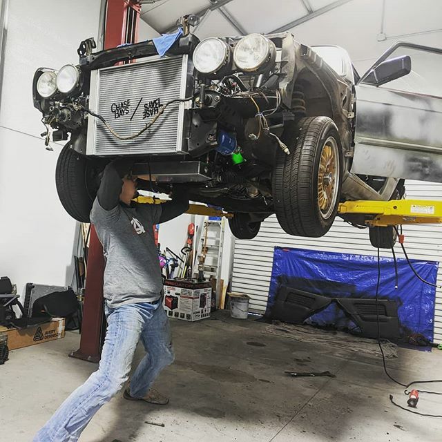 driftlogix's tweet photo. Don't mind me, just looking for the 10mm socket I dropped 😔 
#BMW #E30 #ls2 #lsswap #americanmuscle #lift #v8 #workharddriveharder https://t.co/iNKNAIc0FI https://t.co/XQ9wHx9ObX