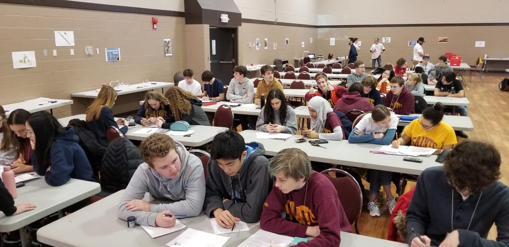DWalkdmc01's tweet photo. Saints at work.#EngineeringWeek @StPeterCSS https://t.co/c9PpdvsdsO