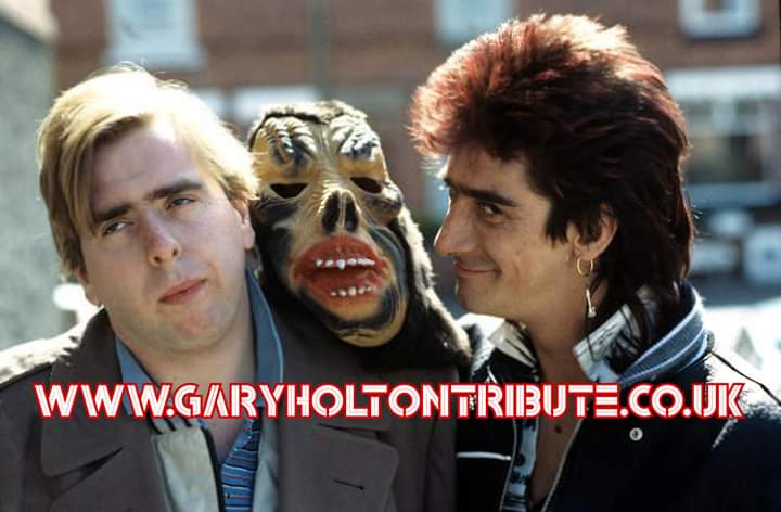 garyholtonsite's tweet photo. So where's the lads then? #garyholton #waynenorris #barrytaylor #aufwiedersehenpet #15townleycrescent https://t.co/DWY3cFdXCs