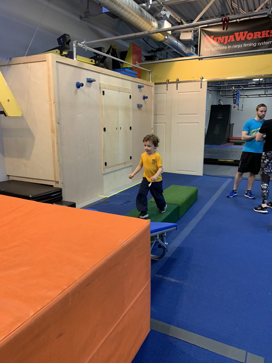 bisbyear1's tweet photo. #ninjawarriors having fun! https://t.co/Xp6TCQmAMd