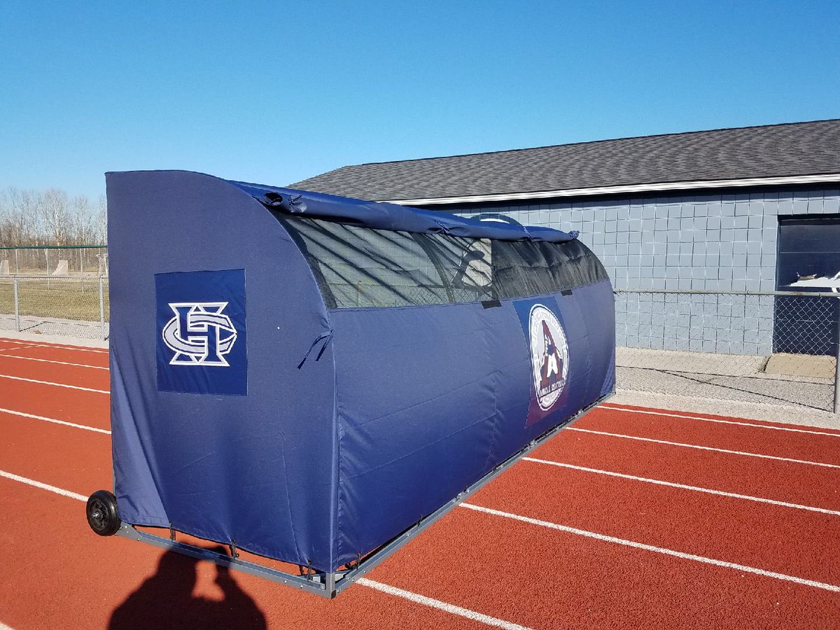 Harris_Mgmt's tweet photo. New gift for @FHCSoccer & @FHCGirlsSoccer! #beattheelements Big thanks to @BsnHix for the great help! https://t.co/OMUB7U1cWc