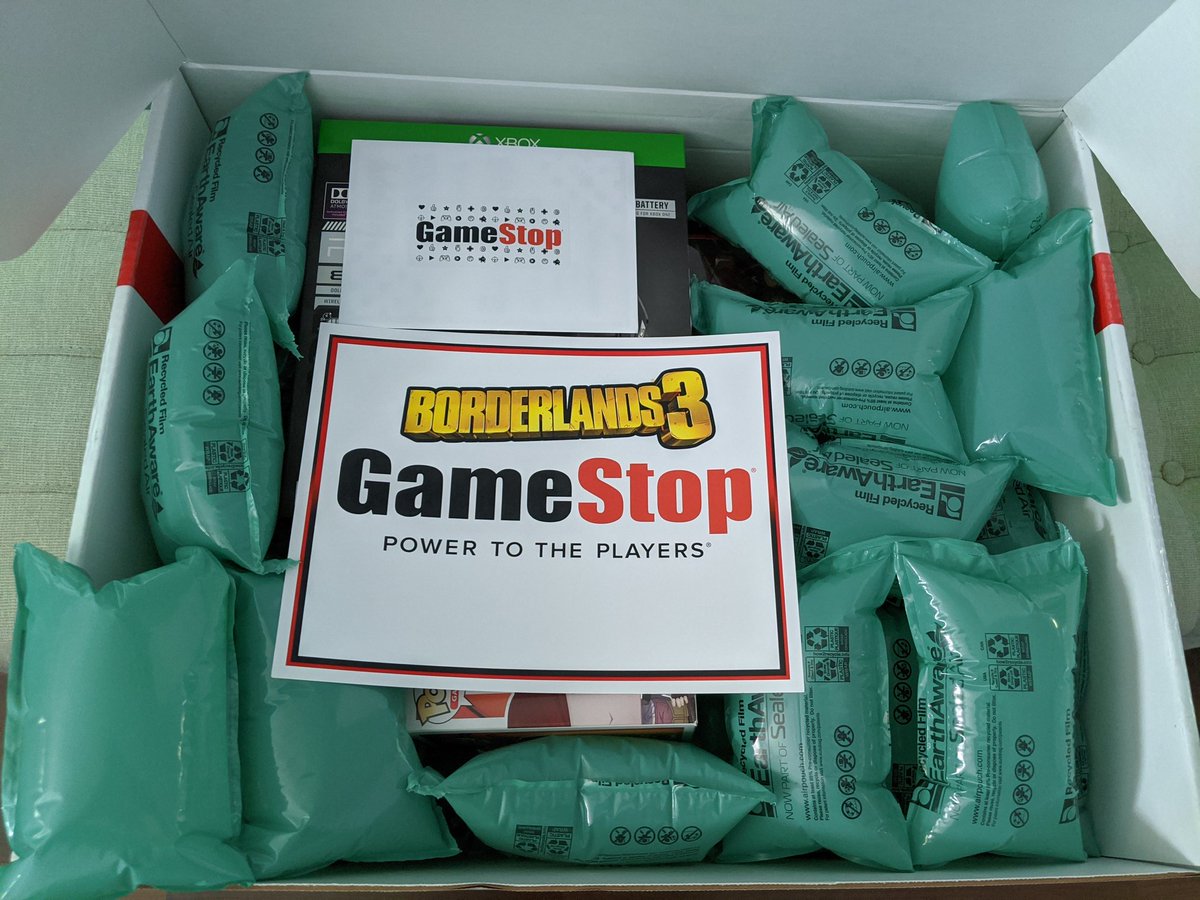 BeetleBombTV's tweet photo. My spoils from last week's Game Stop @Borderlands 3 stream came! Thank you so much for this! It's fantastic! #gamestop #gamestopwinner https://t.co/np8jHUBX31