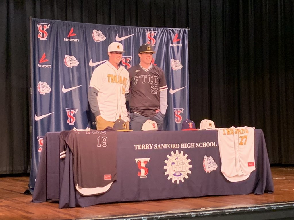 Vdogg910's tweet photo. Go Cooneys go! Congrats boys. #terrysanfordbaseball #ftccbaseball https://t.co/643ZO6OYjo
